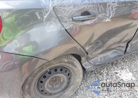 2014 Scion Xd из США, поврежденный, VIN JTKKUPB45E1040185